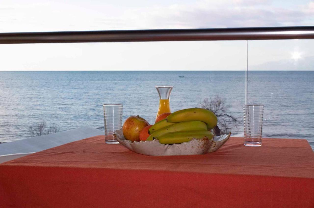 Frosos Beachfront Maisonette Acharavi Ахарави Екстериор снимка