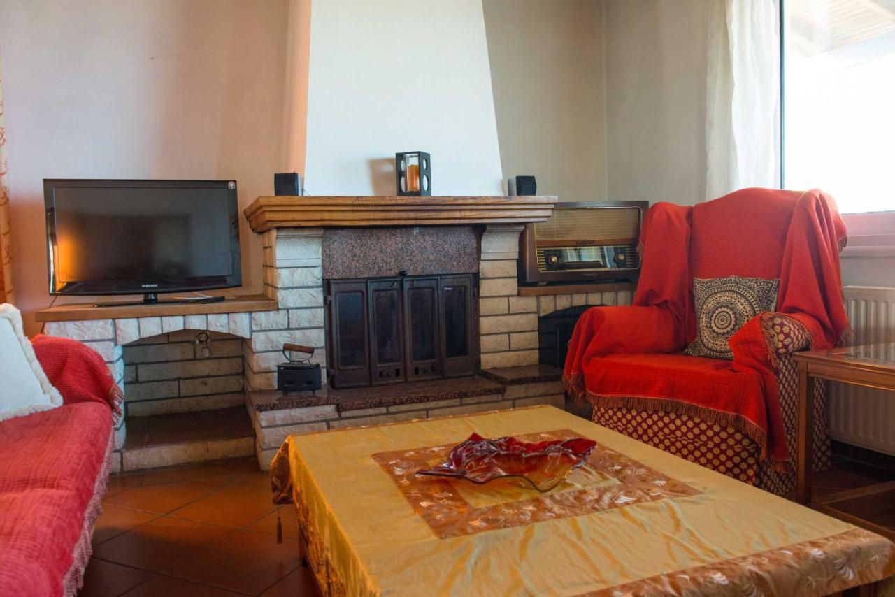 Frosos Beachfront Maisonette Acharavi Ахарави Екстериор снимка
